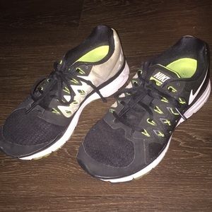 Nike✔️running shoes